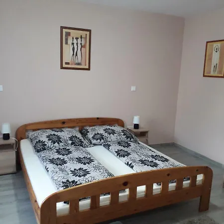 شقة Aquatherma Sárospatak